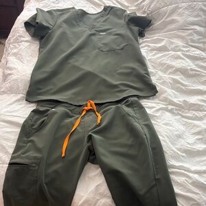 Green Scrub Set with Orange Drawstring Figs